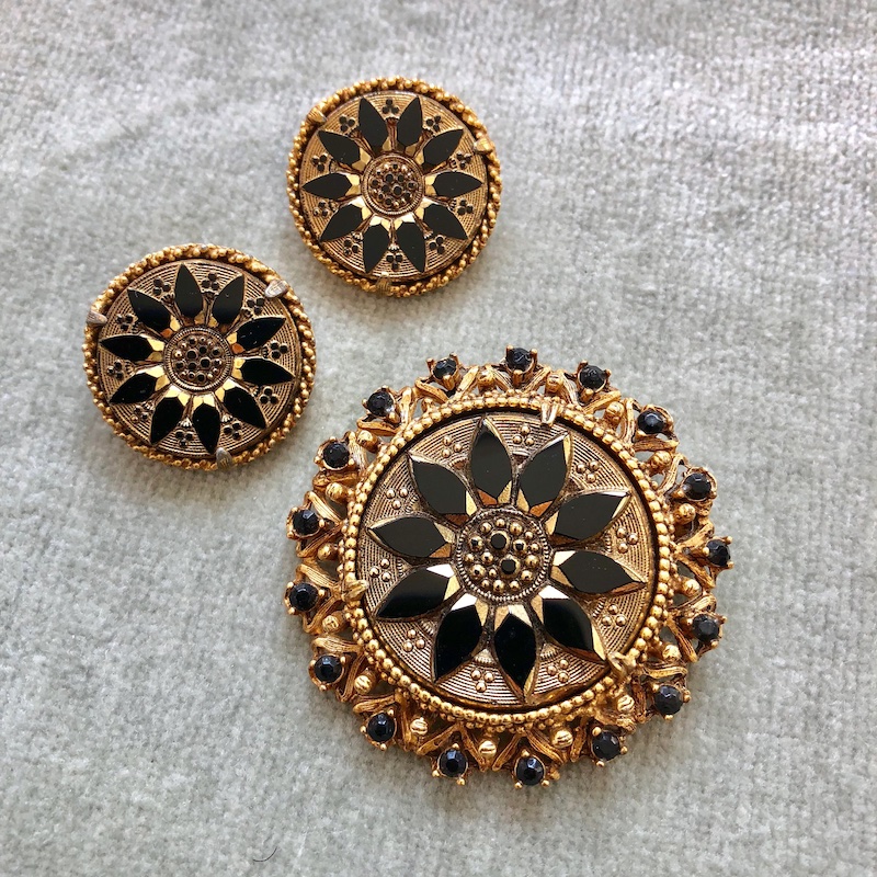 Florenza brooch