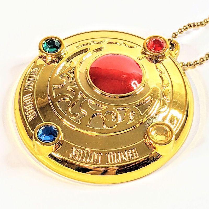 Sailor Moon transformation brooch