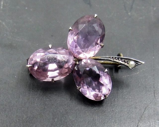 The Allure of Amethyst: Exploring the Beauty of Amethyst Brooch