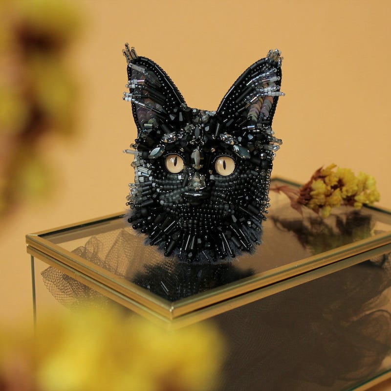 The Cats Brooch: The Must-Have Accessory for Feline Lovers