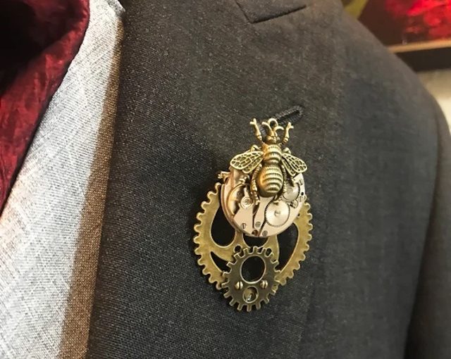 The Timeless Elegance of Men’s Brooch