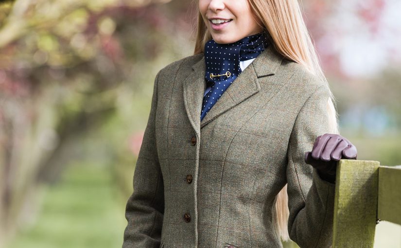 Styling Your Womens Tweed Jacket for Versatility