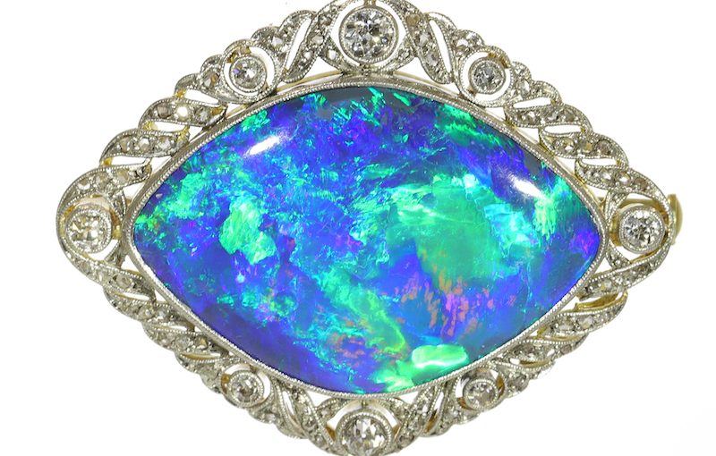 The Timeless Elegance of the Opal Brooch: A Complete Guide