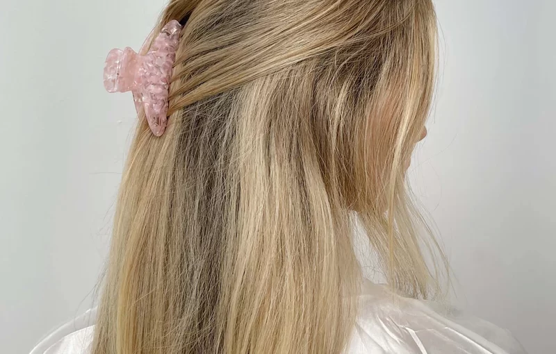 pink hair clips