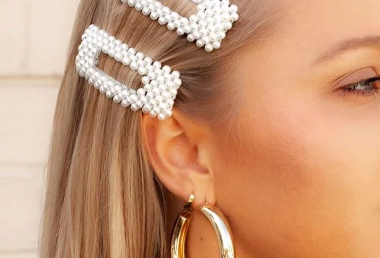 Elegant Pearl Hair Clips: Styling Tips for Lustrous and Classic Look